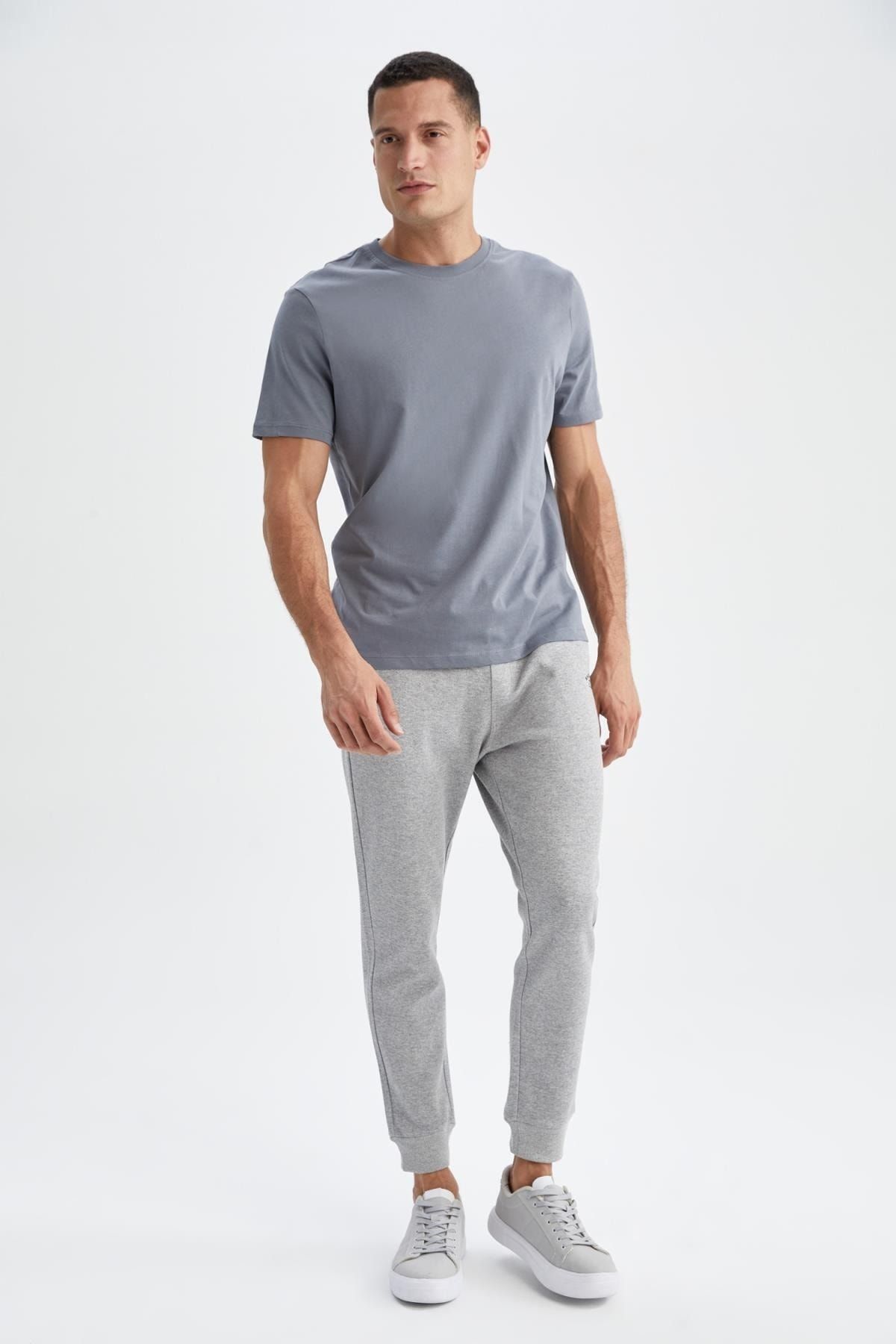 Regular Fit Bisiklet Yaka Basic Tişört